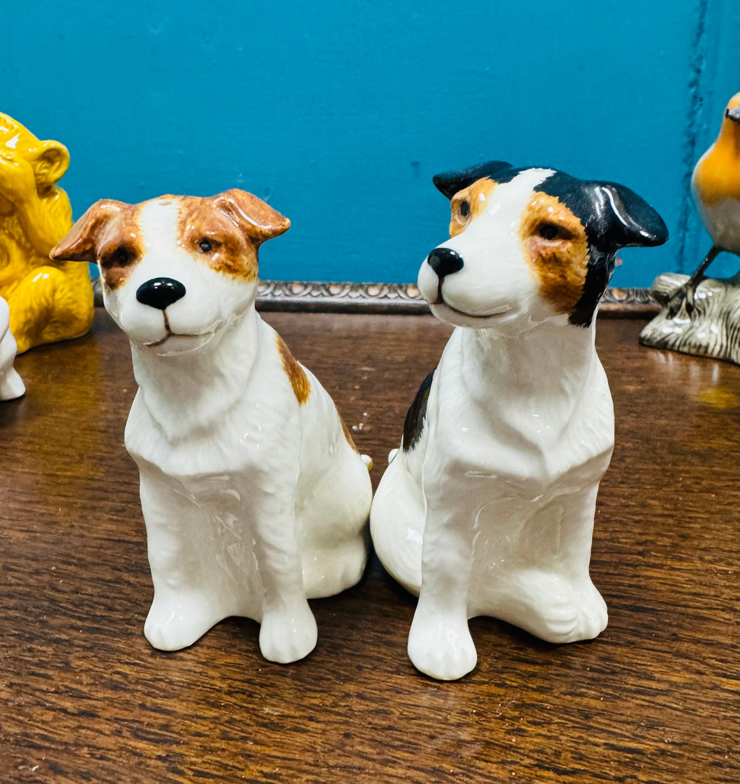 Potiau halen a pupur seramig Vintage Quail siâp Jack Russell / Jack Russell shaped Quail ceramic salt and pepper pots