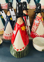 Load image into Gallery viewer, Beti y Ladi Gymreig seramig wedi ei gwneud â llaw / Handmade ceramic Beti the Welsh Ladi

