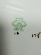 Load image into Gallery viewer, Plat gweini Tuscan Plant Vintage pinc ac aur chintz / Vintage pink and gold chintz Tuscan Plant serving plate
