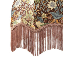 Load image into Gallery viewer, Cysgodlen lamp print William Morris mewn arddull Fictoraidd / Victorian designed William Morris print lampshade

