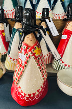 Load image into Gallery viewer, Sian y Ladi Gymreig seramig wedi ei gwneud â llaw / Handmade ceramic Sian the Welsh Ladi
