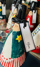 Load image into Gallery viewer, Ffion y Ladi Gymreig seramig wedi ei gwneud â llaw / Handmade ceramic Ffion the Welsh Ladi
