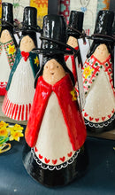 Load image into Gallery viewer, Mabli y Ladi Gymreig seramig wedi ei gwneud â llaw / Handmade ceramic Mabli the Welsh Ladi
