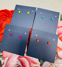 Load image into Gallery viewer, Studs Seren bychan / Mini Star studs
