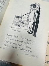 Load image into Gallery viewer, Cylchgrawn ‘Cymru’r Plant’ Mawrth 1934 /  ‘Cymru’r Plant’ magazine from March 1934
