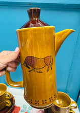 Load image into Gallery viewer, Set coffi Retro Royal Worcester Palissy Taurus from the 70s / Retro Royal Worcester Palissy Taurus coffee set from the 70s
