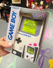 Load image into Gallery viewer, Golau Game Boy  / Game Boy light
