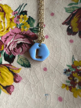 Load image into Gallery viewer, Mwclis Hexagon L aur / Hexagon gold L necklace
