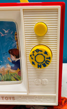 Load image into Gallery viewer, Bocs cerddoriaeth a theledu sgrin fawr Fisher Price Retro look / Retro look Fisher Price giant screen music box tv
