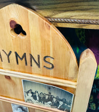Load image into Gallery viewer, Bwrdd Hymns wedi ei wneud â llaw allan o bren Pîn / Hanging Hymns board made by hand out of Pine wood
