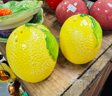 Load image into Gallery viewer, Potiau halen a pupur seramig siâp Lemon / Lemon shaped ceramic salt and pepper pots
