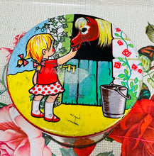 Load image into Gallery viewer, Tin fferins Blue Bird Confectionery ’Down on the Farm’ o’r 60au / Vintage Blue Bird Confectionery ‘Down on the Farm’ 1960&#39;s sweet tin
