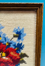 Load image into Gallery viewer, Blodau oren a glas wedi eu brodio â llaw mewn ffrâm aur o ganol y ganrif ddiwethaf  / Orange and blue flowers hand embroidered in a Mid Century frame
