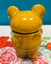 Load image into Gallery viewer, Pot Mêl siâp arth Vintage o’r 80au / Vintage Honey Bear pot from the 80s
