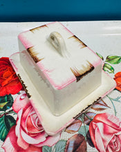 Load image into Gallery viewer, Dysgl dal caws Art Deco pinc a brown / Pink and brown Art Deco cheese dish
