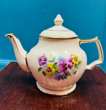 Load image into Gallery viewer, Tebot pansies Sadler Vintage bychan / Small Vintage pansies Sadler teapot
