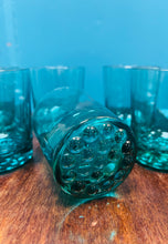 Load image into Gallery viewer, 6 Gwydryn turquoise gwaelod trwm Vintage / 6 Vintage heavy bottom turquoise glasses
