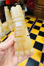Load image into Gallery viewer, Set Chess Marbl Onyx Vintage o’r 70au a bwrdd chess sydd yn plygu / Vintage Marble Onyx Chess set from the 70s with a golding chess board
