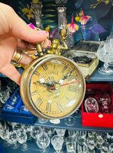Load image into Gallery viewer, Cloc a cwmpawd brass gwydr chwyddedig / Brass magnifying glass table clock and compass
