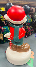 Load image into Gallery viewer, Ffigwr Nadoligaidd 24 modfedd Mickey Mouse Disney Vintage look sydd yn goleuo / Mickey Mouse Disney Christmas 24 inch Figure Light Up Vintage look
