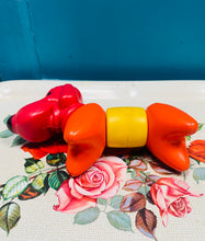 Load image into Gallery viewer, Tegan Ci ‘Zoo-it-yourself’ Tupperware o 1966 / Vintage Tupperware ‘Zoo-it-yourself’ Dog toy from 1966
