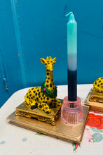Load image into Gallery viewer, Canhwyllbren Quirky gwydr pinc, llyfr aur a Jiraff / Quirky pink glass, gold book and Giraffe candlestick holder
