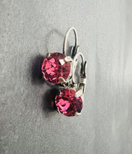 Load image into Gallery viewer, Clustlysau drop Crisial Pinc rhosyn / Rose pink Crystal drop Earrings
