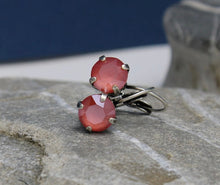 Load image into Gallery viewer, Clustlysau drop Crisial Coral / Coral Crystal drop Earrings

