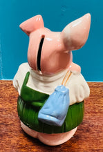 Load image into Gallery viewer, Cadw mi gei Wade Nat West Annabel y mochyn o’r 80au / Wade Nat West Annabel the pig money box from the 80s
