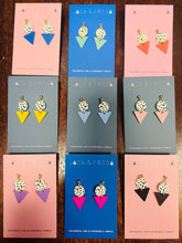 Load image into Gallery viewer, Clustlysau Mini Memphis Jack &amp; Freda / Jack &amp; Freda Mini Memphis Earrings
