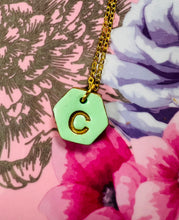 Load image into Gallery viewer, Mwclis Hexagon C aur / Hexagon gold C necklace
