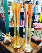 Load image into Gallery viewer, Dwy Vase “Marigold Carnival Glass” Vintage / Two Vintage Marigold Carnival Glass tall vases
