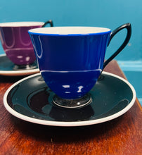 Load image into Gallery viewer, Cwpan las  South Pacific Royal Albert Hynafol a soser ddu o ganol y ganrif ddiwethaf / Antique Mid Century purple South Pacific Royal Albert blue cup and black saucer
