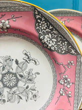 Load image into Gallery viewer, Plat Hynafol Mintons pinc a llwyd steil Japan o 1878 / Antique Mintons Japan style pink and grey plate from 1878
