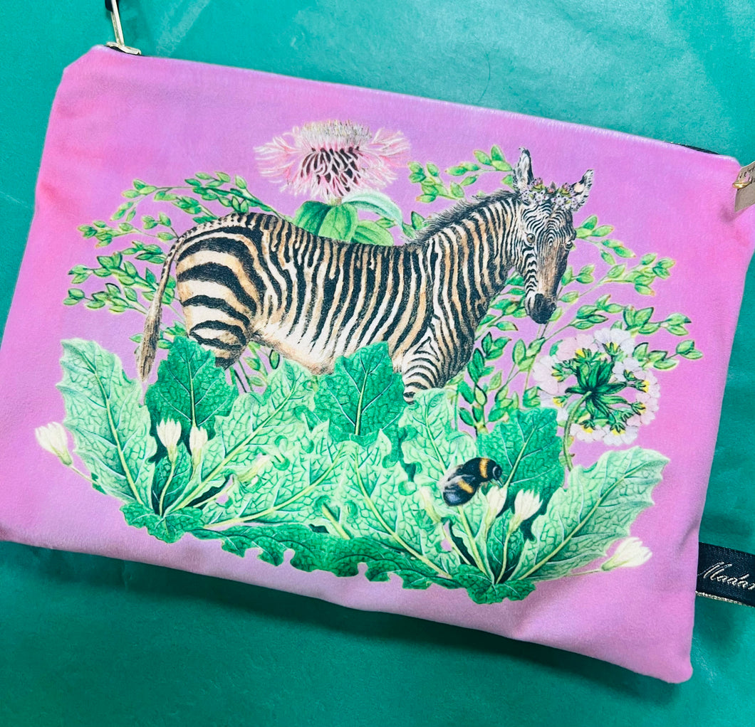 Pwrs Melfed Pinc Zebra Madame Treacle mawr / Large Madame Treacle Pink Velvet Zebra Purse