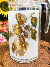 Load image into Gallery viewer, Jwg Wydr Clir ac Aur Retro o’r 70au / Retro clear and Gold Glass Jug from the 70s

