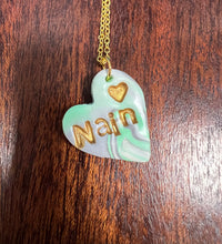 Load image into Gallery viewer, Mwclis marbl ‘Nain’ / ‘Nain’ marble necklace
