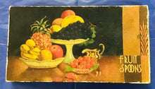 Load image into Gallery viewer, Llwy Weini a 6 llwy Salad Ffrwythau yn eu bocs gwreiddiol / 6 Vintage Retro Fruit Spoons and Serving Spoon in their original box
