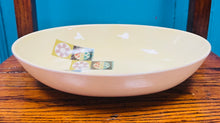 Load image into Gallery viewer, Powlen hirgrwn Carltonware Retro o’r 60au / Retro oblong Carltonware bowl from the 60s
