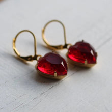 Load image into Gallery viewer, Clustlysau Rhuddem Siâp Calon Coch / Ruby Red Heart Shaped Earrings
