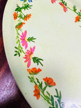 Load image into Gallery viewer, Plat gweini blodeuog gwyrdd Vintage wedi ei beintio â llaw yn 1955 / Vintage green floral handpainted in 1955 serving plate
