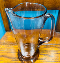 Load image into Gallery viewer, Jwg dŵr tal gwydr piws golau Retro / Retro light purple tall water glass jug
