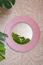 Load image into Gallery viewer, Drych Crwn Felfed Pinc Golau / Dusky Pink Round Velvet Mirror
