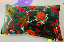 Load image into Gallery viewer, Clustog Blodeuog Melfed Gwyrdd / Green Velvet Floral Cushion (Ian Snow)
